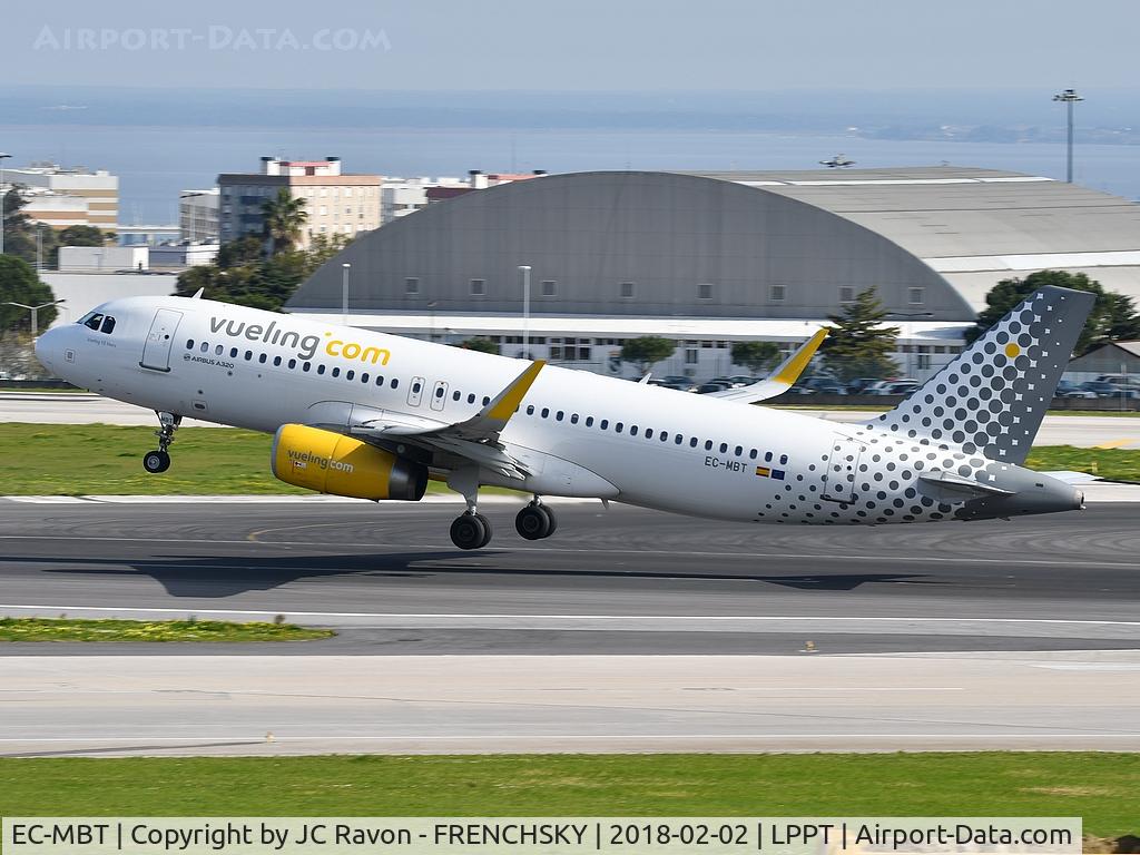 EC-MBT, 2014 Airbus A320-232 C/N 6128, Vueling 10 Years