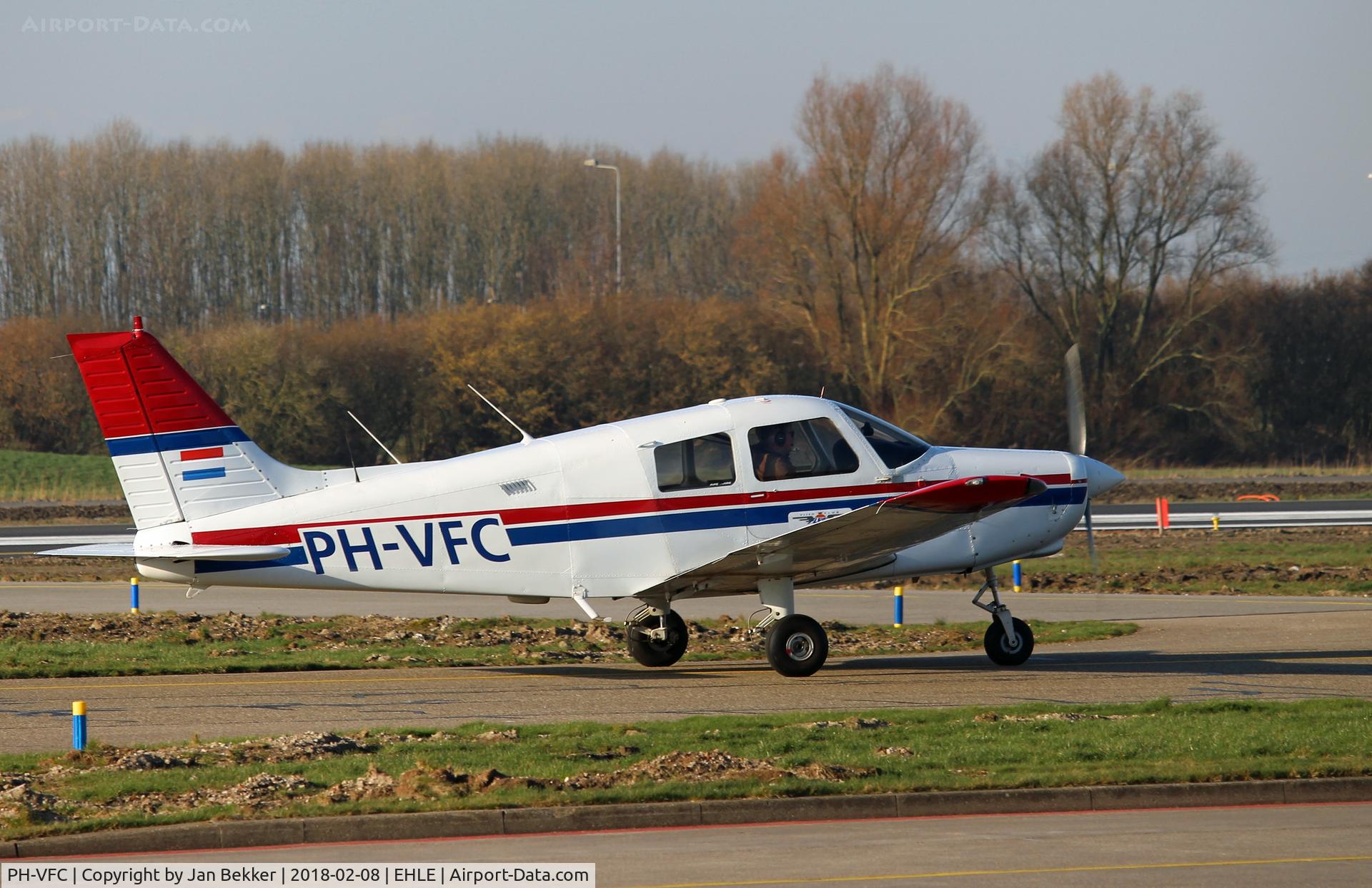 PH-VFC, 1989 Piper PA-28-161 C/N 2841314, Lelystad Airport