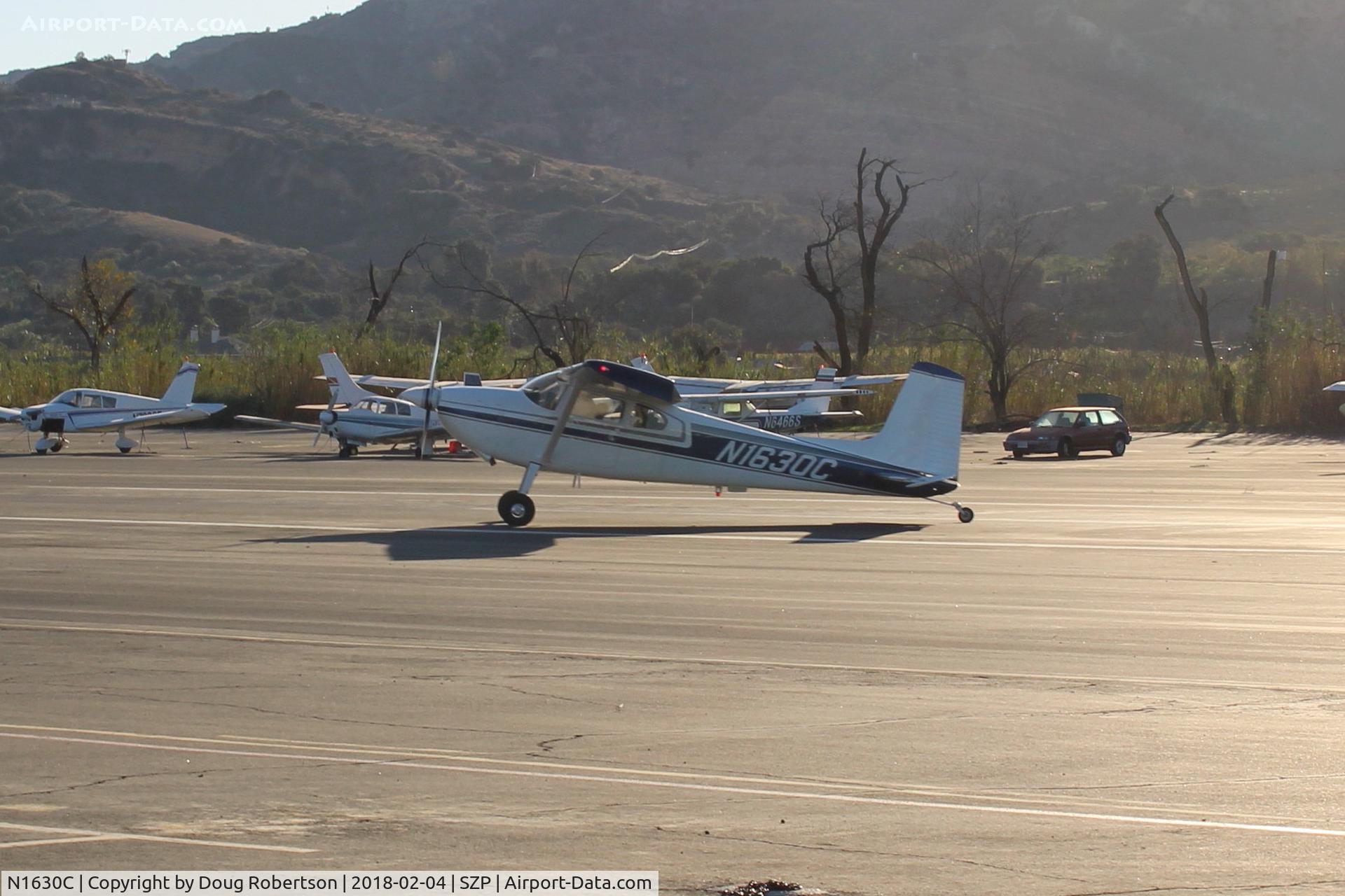 N1630C, 1953 Cessna 180 C/N 30330, 1953 Cessna 180, Continental O-470 230 Hp, taxi off the active