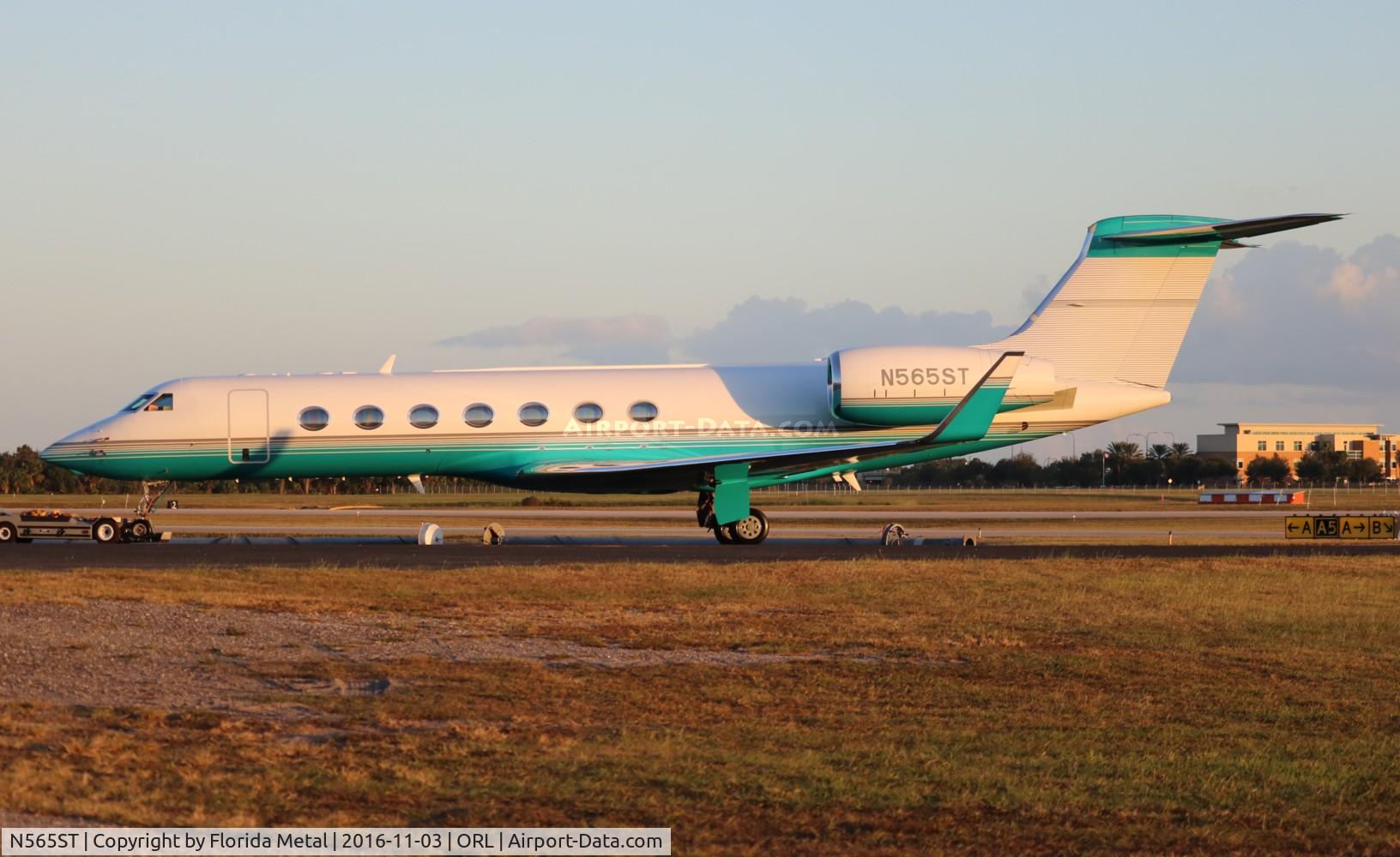 N565ST, 2004 Gulfstream Aerospace GV-SP (G550) C/N 5015, Gulfstream 550