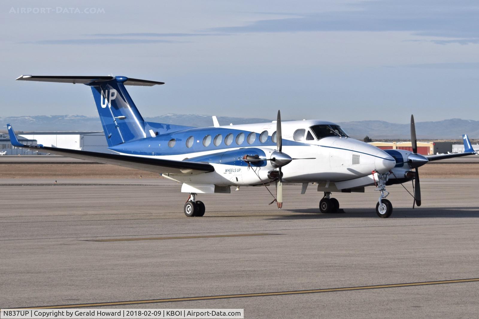 N837UP, 2014 Beechcraft B350i King Air C/N FL-967, Parked on the north GA ramp.