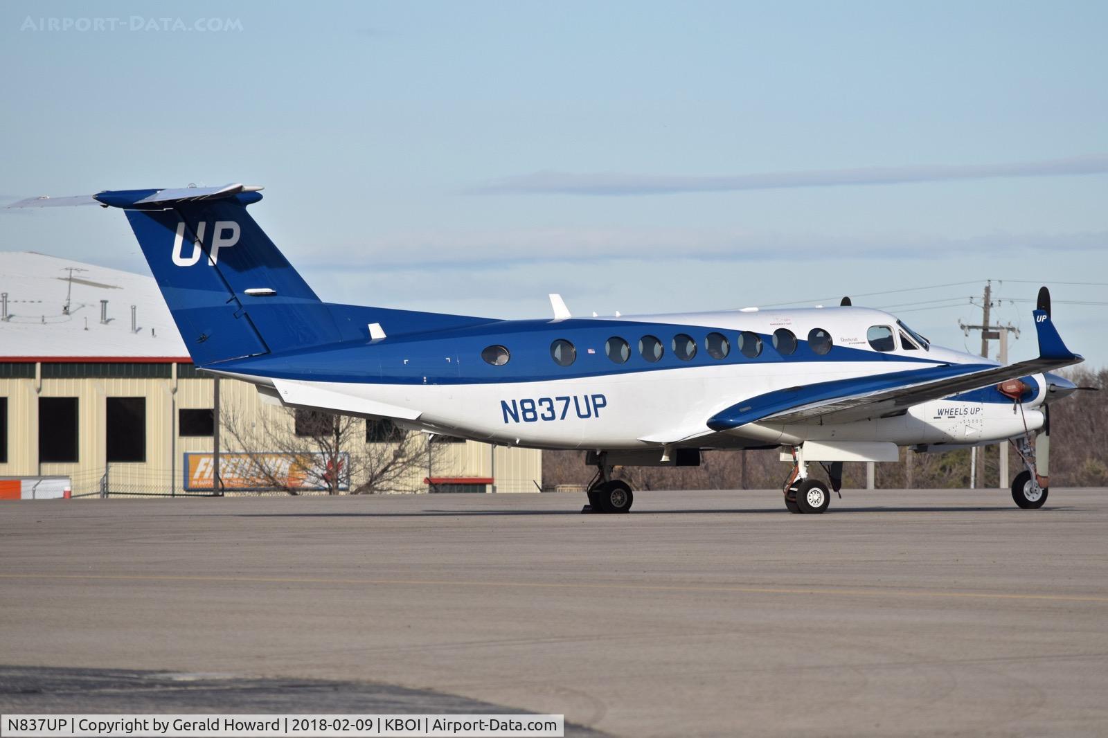 N837UP, 2014 Beechcraft B350i King Air C/N FL-967, Parked on the north GA ramp.