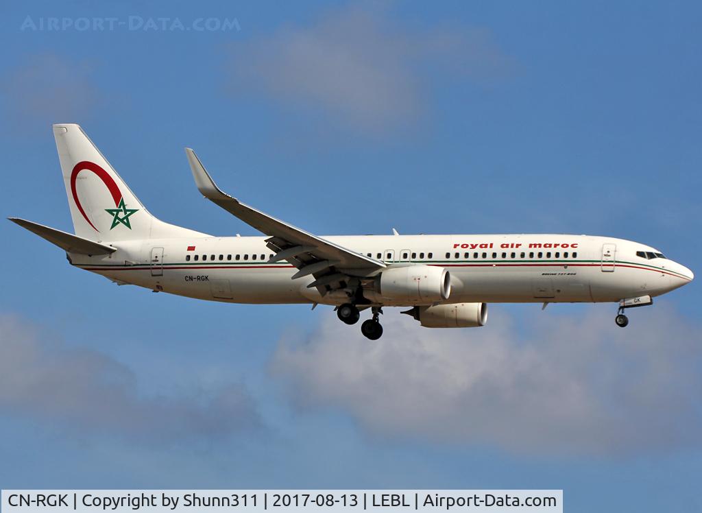 CN-RGK, 2012 Boeing 737-8B6 C/N 33073, Landing rwy 25R