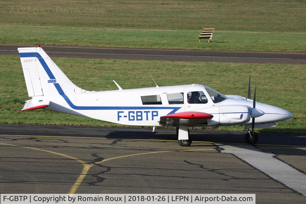 F-GBTP, Piper PA-34-200 C/N 347250286, Taxiing