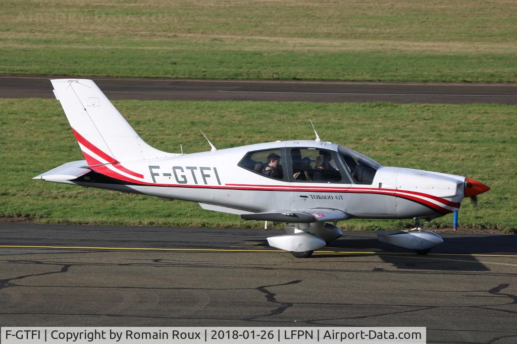 F-GTFI, 2000 Socata TB-200 GT C/N 2013, Taxiing