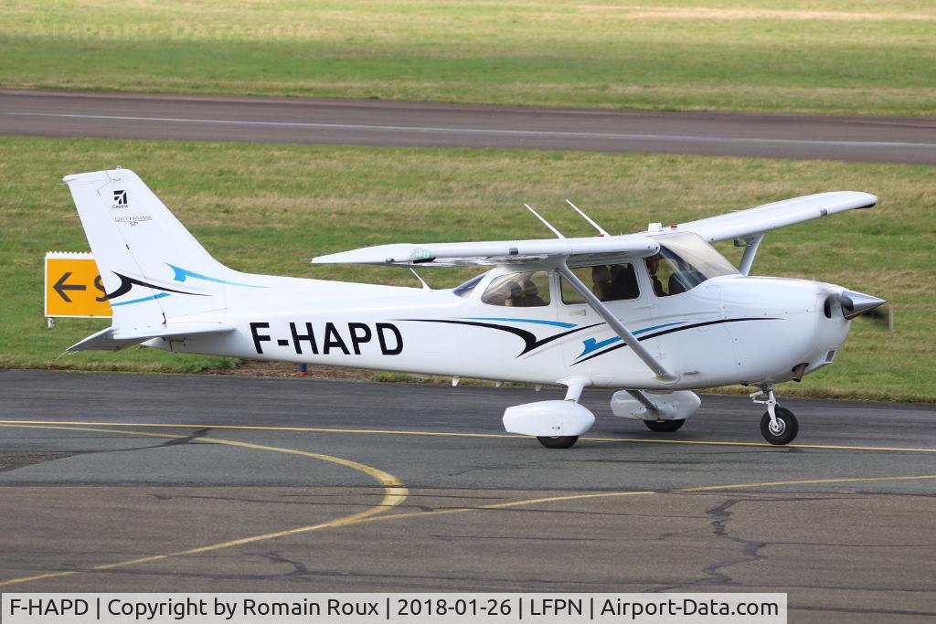 F-HAPD, Cessna 172S C/N 172S-11402, Taxiing