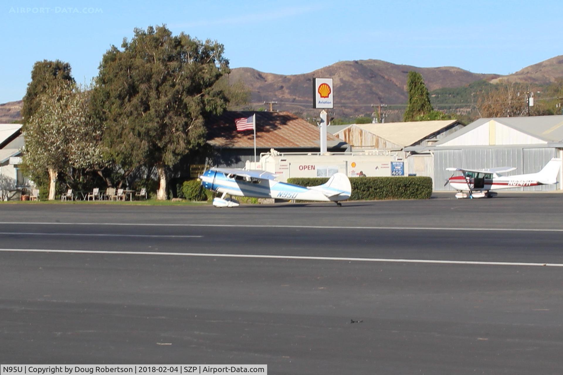 N95U, 1951 Cessna 195A C/N 7714, 1951 Cessna 195A BUSINESSLINER, Jacobs R755A-2 275 Hp, taxi to Rwy 04