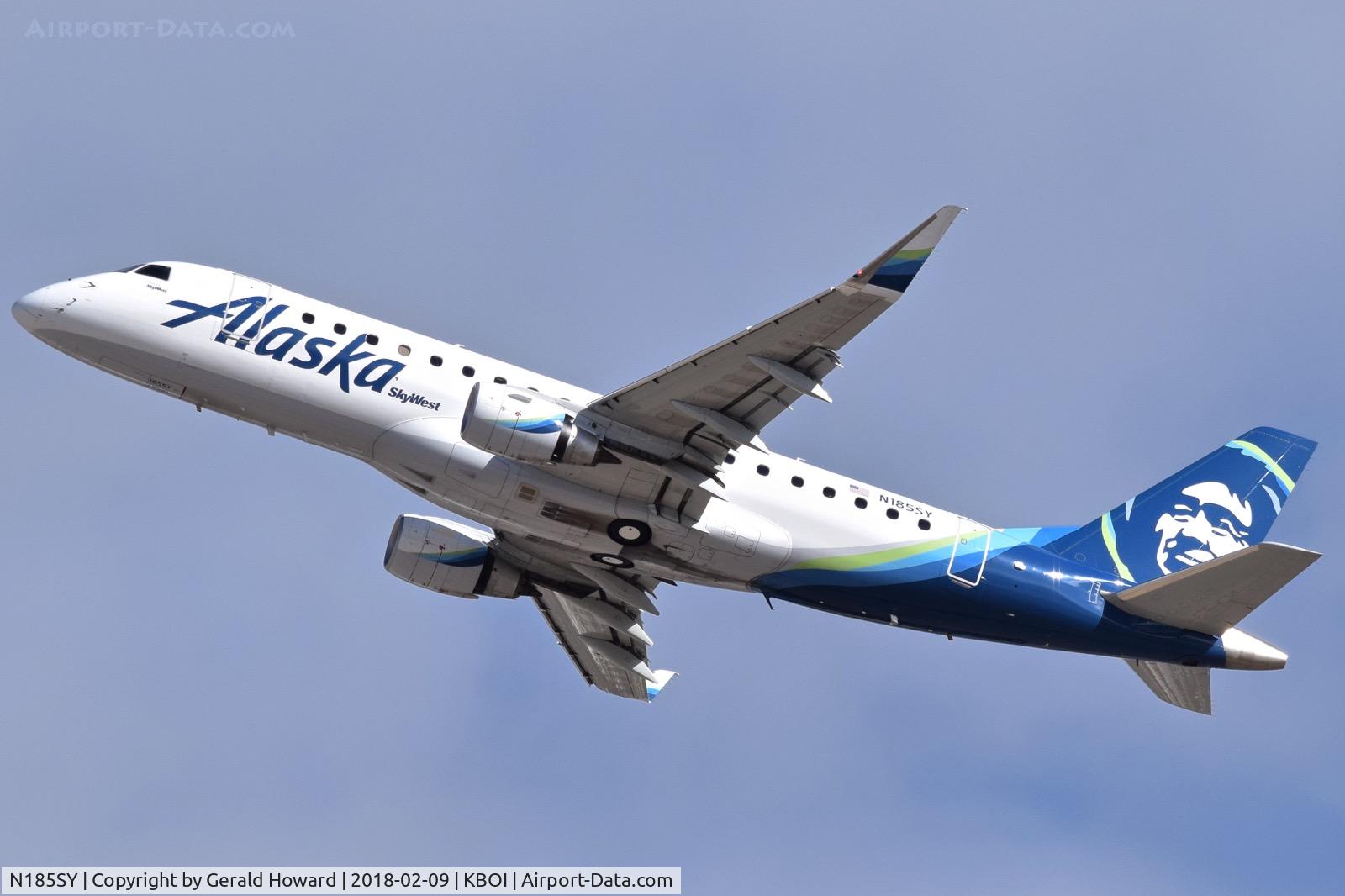 N185SY, 2016 Embraer 175LR (ERJ-170-200LR) C/N 17000600, Climb out from RWY 28R.