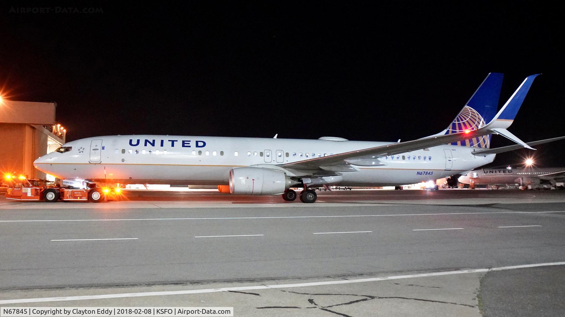N67845, 2015 Boeing 737-924/ER C/N 42185, SFO 2018.