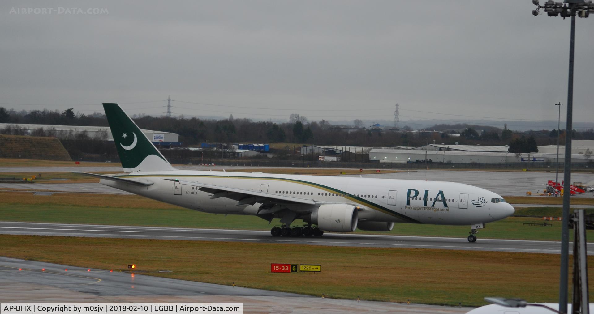 AP-BHX, 2007 Boeing 777-240/ER C/N 35296, From Freeport carpark