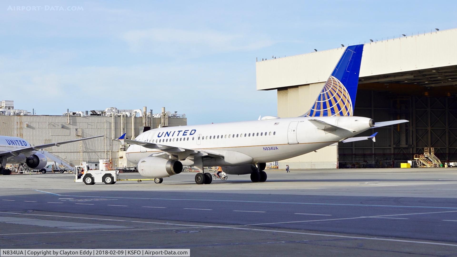 N834UA, 2001 Airbus A319-131 C/N 1420, SFO 2018.
