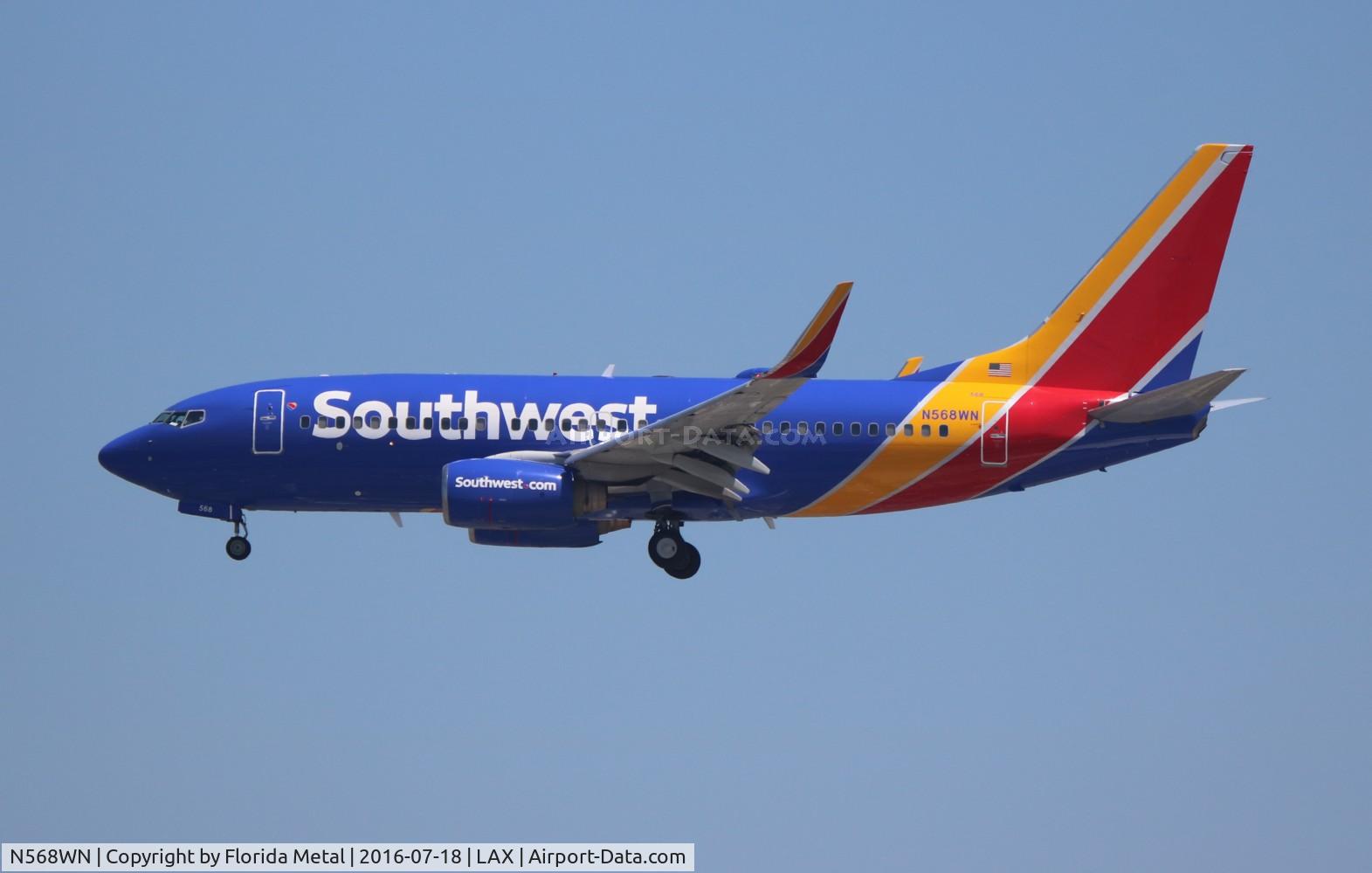 N568WN, 2001 Boeing 737-76N C/N 32583, Southwest