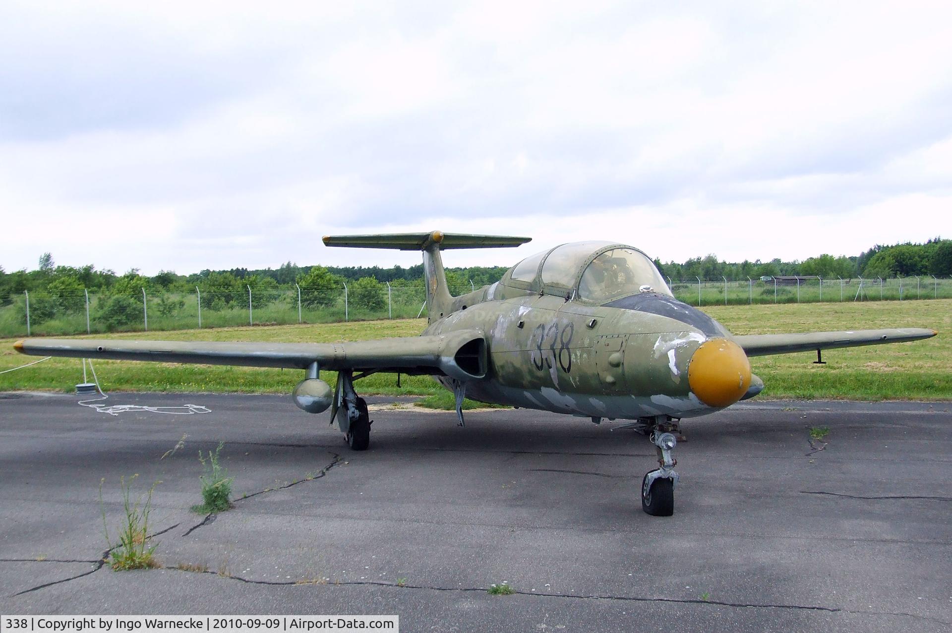 338, 1965 Aero L-29 Delfin C/N 591525, Aero L-29 Delfin MAYA at the Luftwaffenmuseum, Berlin-Gatow