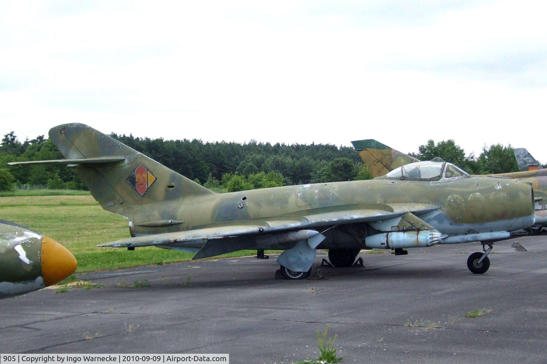 905, 1957 PZL-Mielec Lim-5 (MiG-17F) C/N 1C0820, PZL-Mielec Lim-5 (MiG-17F FRESCO-C) at the Luftwaffenmuseum, Berlin-Gatow