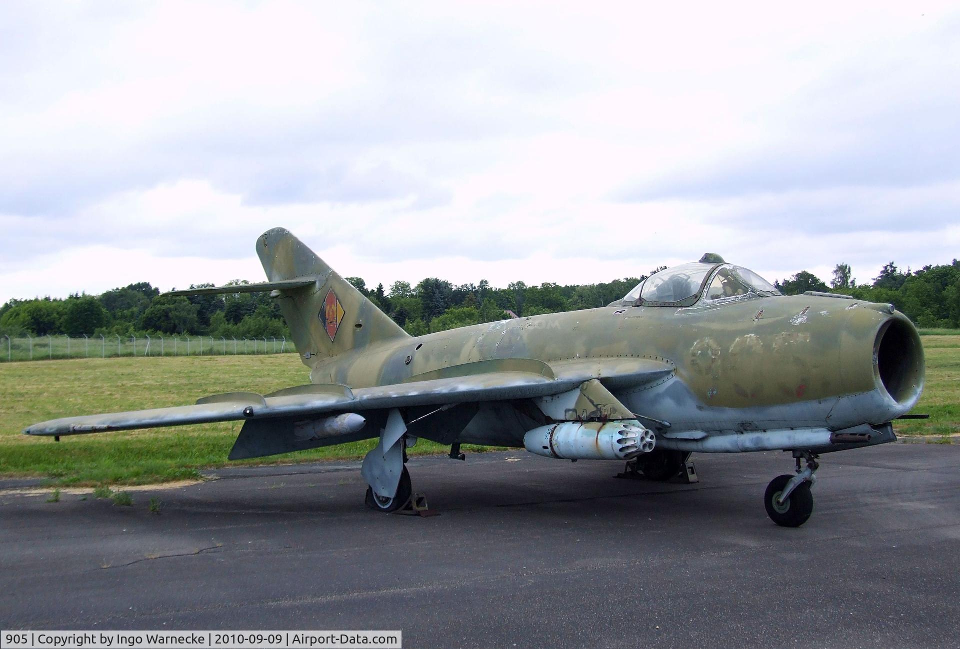 905, 1957 PZL-Mielec Lim-5 (MiG-17F) C/N 1C0820, PZL-Mielec Lim-5 (MiG-17F FRESCO-C) at the Luftwaffenmuseum, Berlin-Gatow