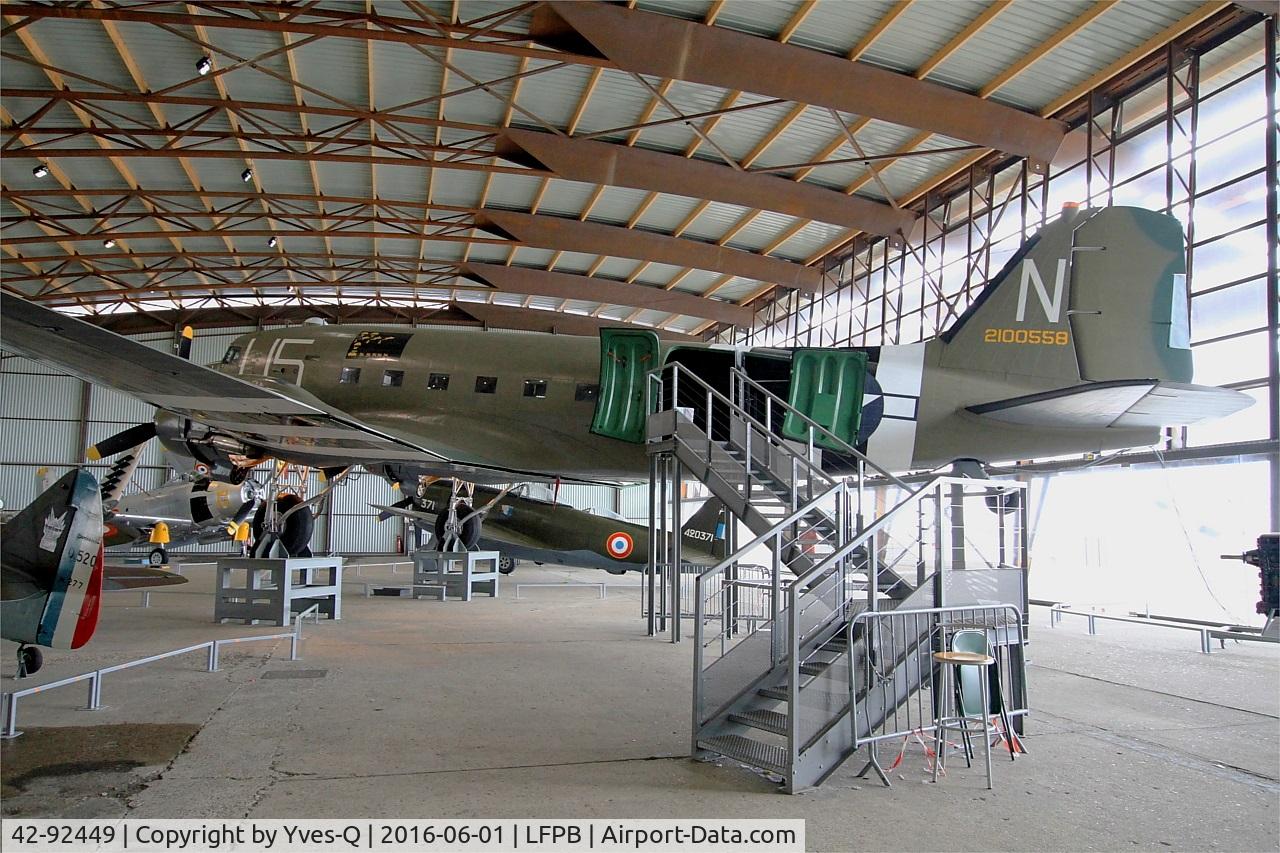 42-92449, 1944 Douglas C-47A-10-DK skytrain C/N 12251, Douglas C-47A-10-DK skytrain, Air & Space Museum Paris-Le Bourget (LFPB)