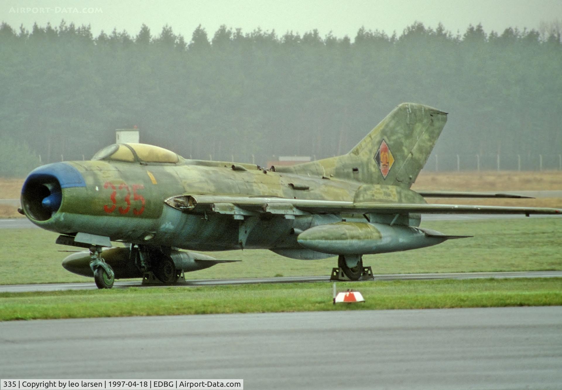 335, 1957 Mikoyan-Gurevich MiG-19PM C/N 650 929, Berlin-Gatow museum 18.4.1997