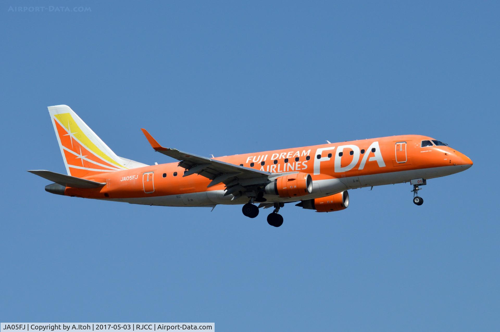 JA05FJ, 2010 Embraer 175STD (ERJ-170-200STD) C/N 17000317, Final App Rwy 19L