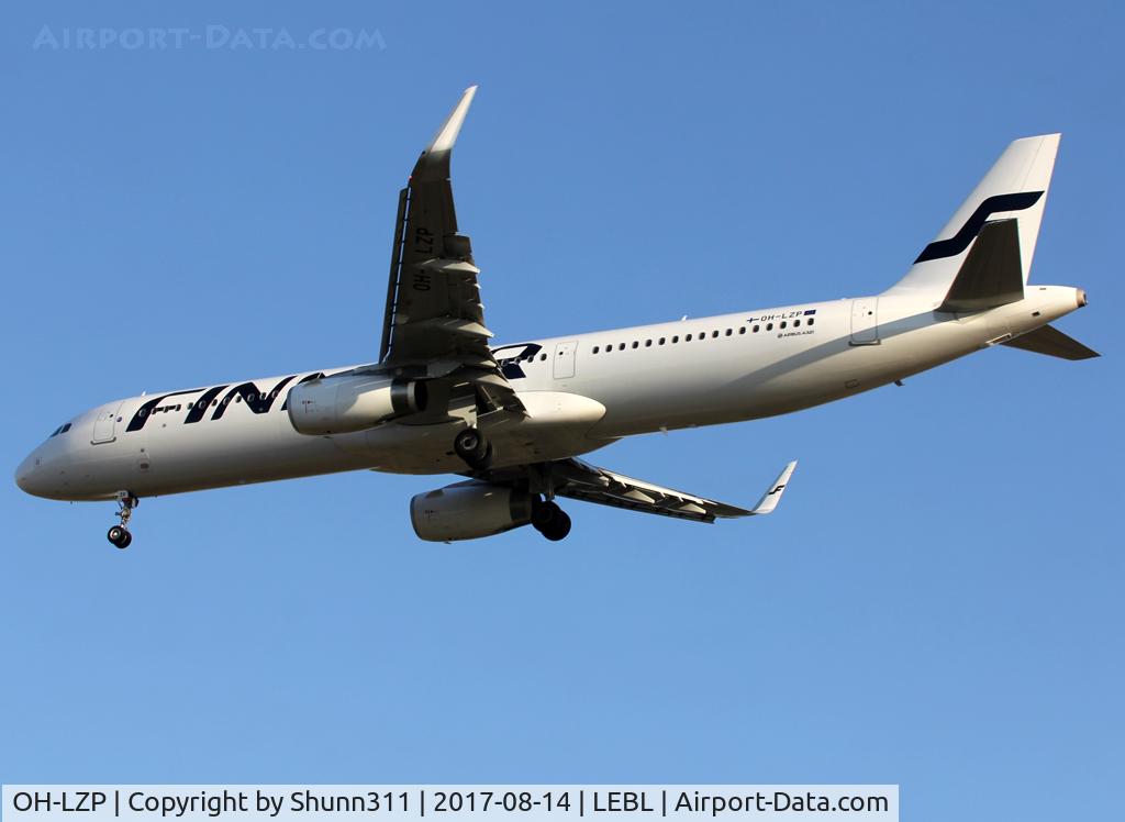 OH-LZP, 2017 Airbus A321-231 C/N 7661, Landing rwy 25R