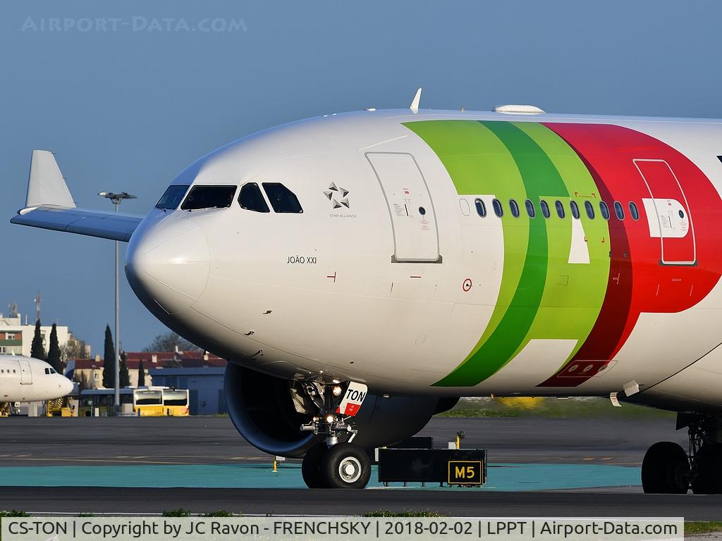 CS-TON, 2008 Airbus A330-202 C/N 904, 