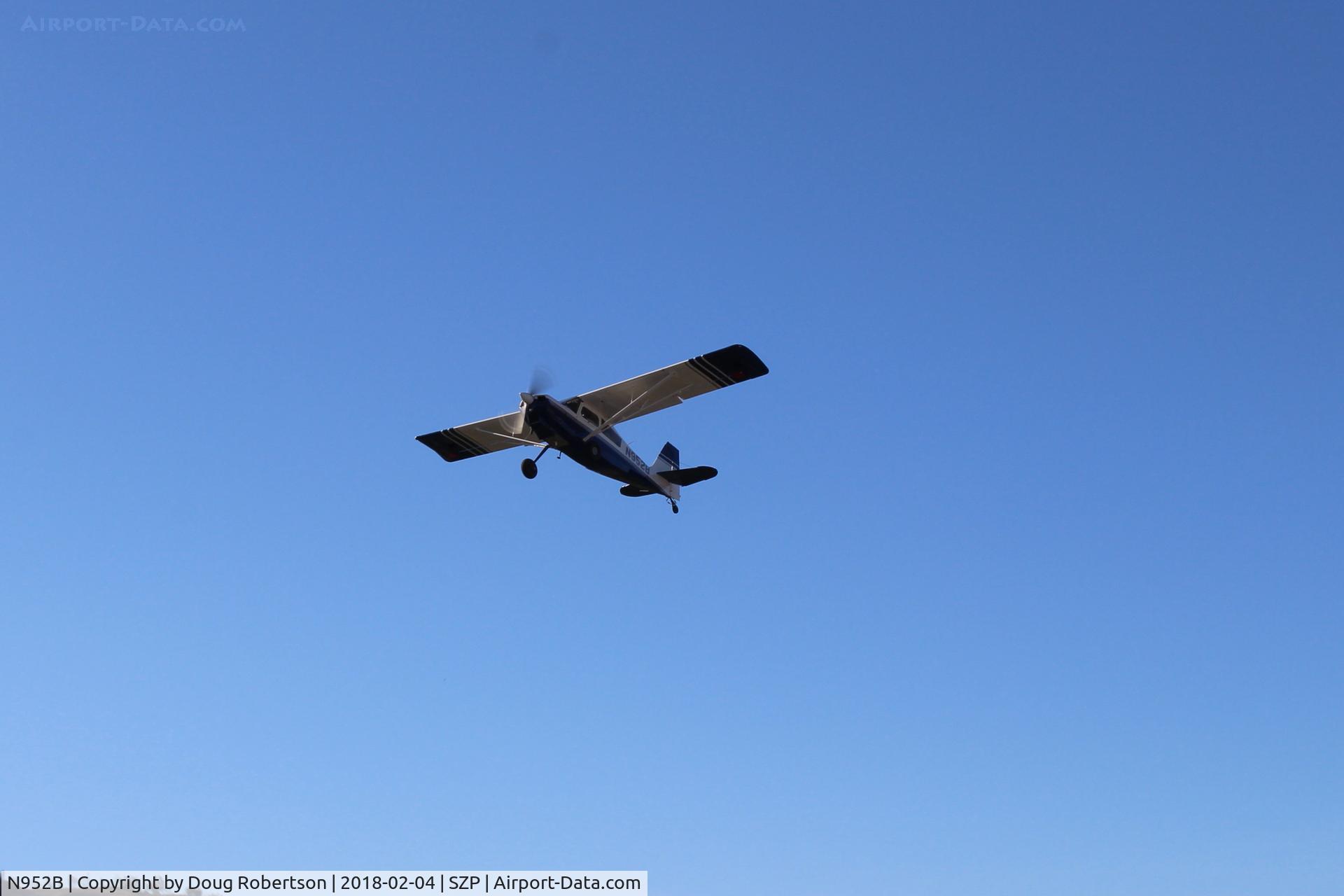 N952B, 2006 American Champion 7GCBC C/N 1408-2006, 2006 American CHAMPION 7GCBC High Country EXPLORER, Superior O-360-A3-A2 180 Hp, takeoff climb Rwy 04