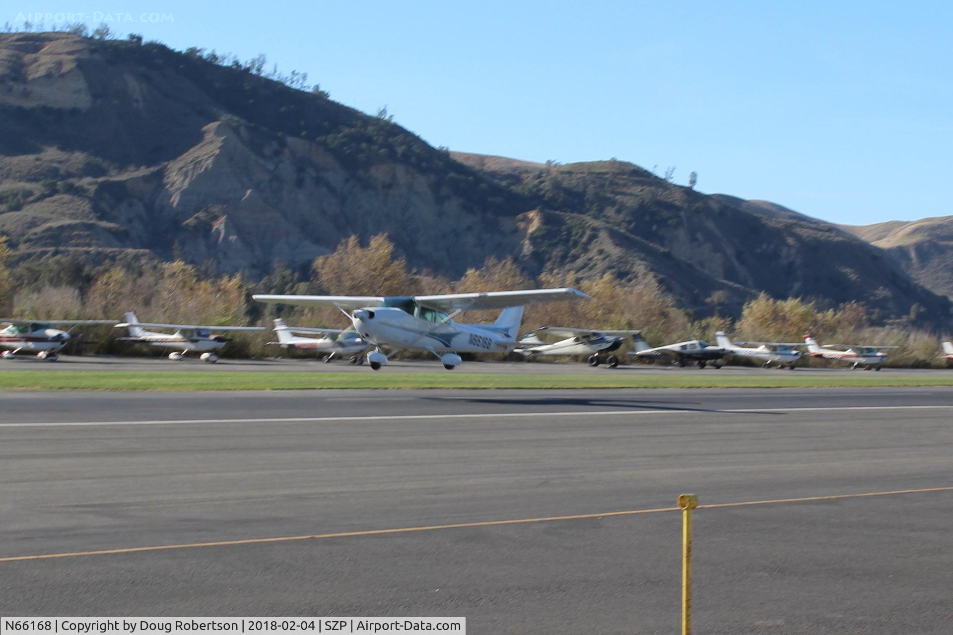 N66168, 1983 Cessna 172P C/N 17275974, 1983 Cessna 172P SKYHAWK, Lycoming O-320-D2J 160 Hp, takeoff climb Rwy 04