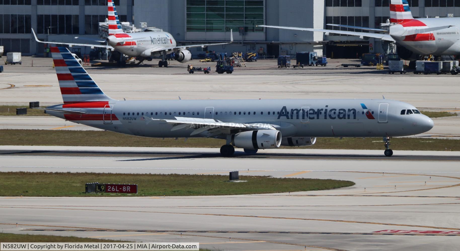 N582UW, 2014 Airbus A321-231 C/N 6175, American