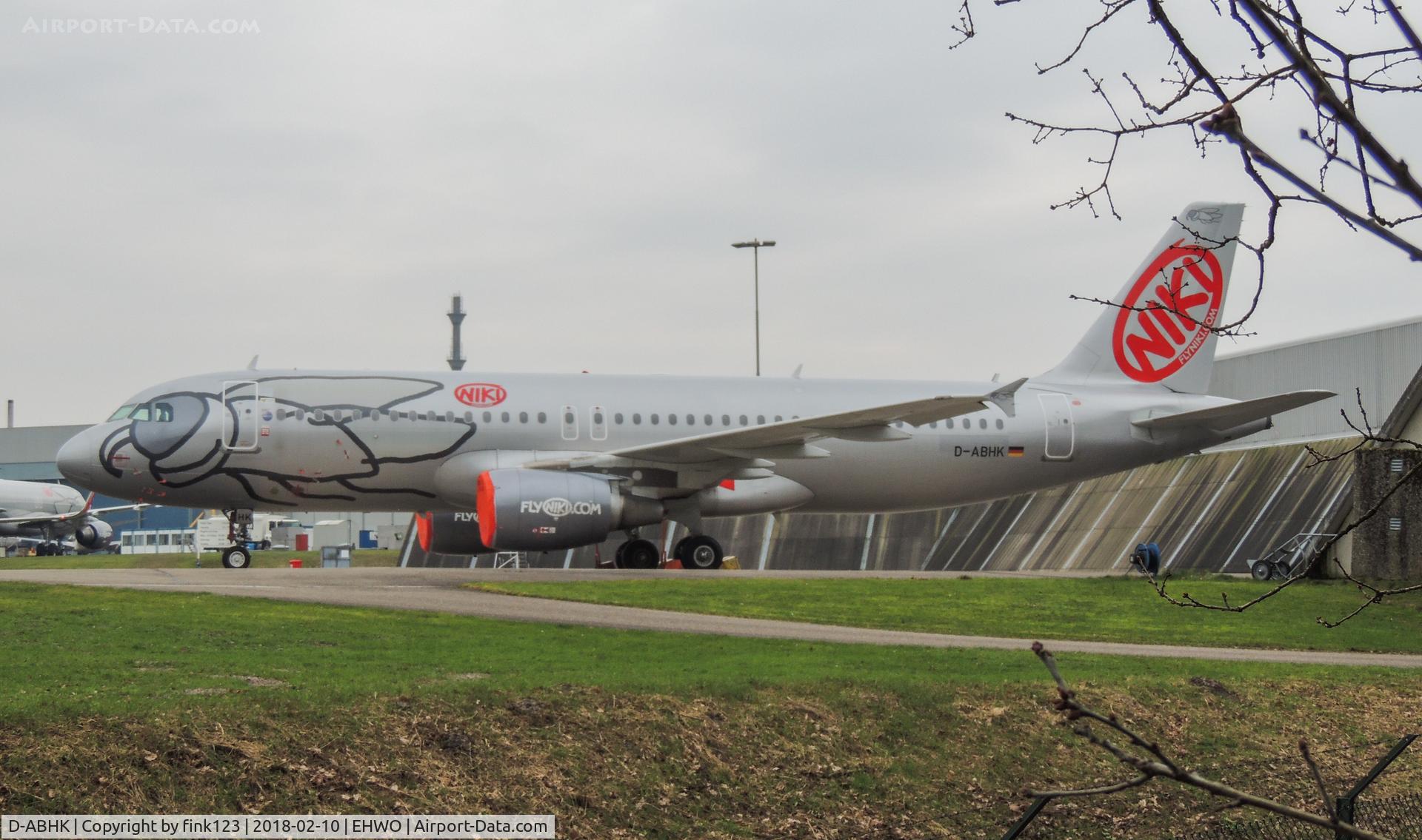 D-ABHK, 2010 Airbus A320-214 C/N 4581, Fly niki 320