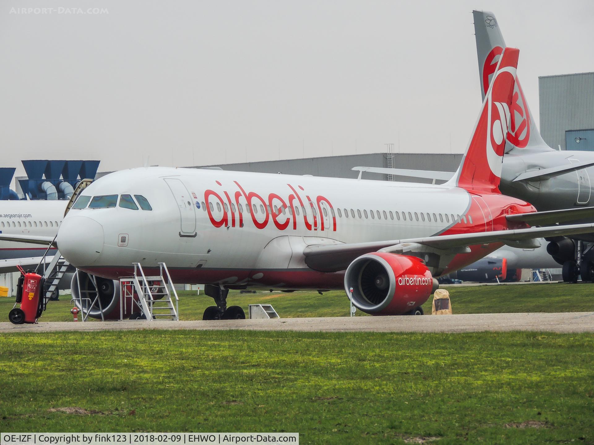 OE-IZF, 2015 Airbus A320-214 C/N 6831, Air berlin A320