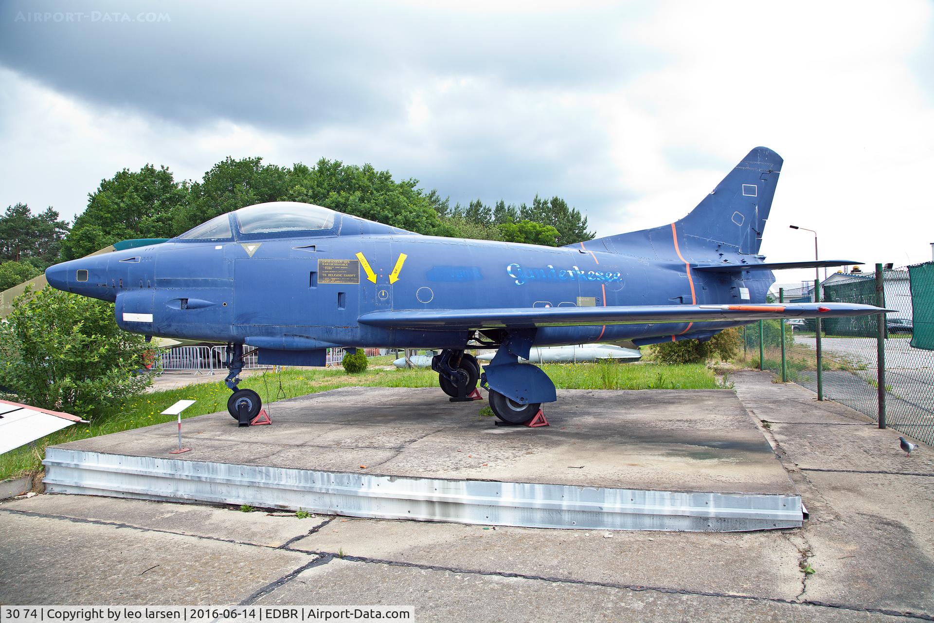 30 74, Fiat G-91R/3 C/N 336, Rothensburg 14.6.2016