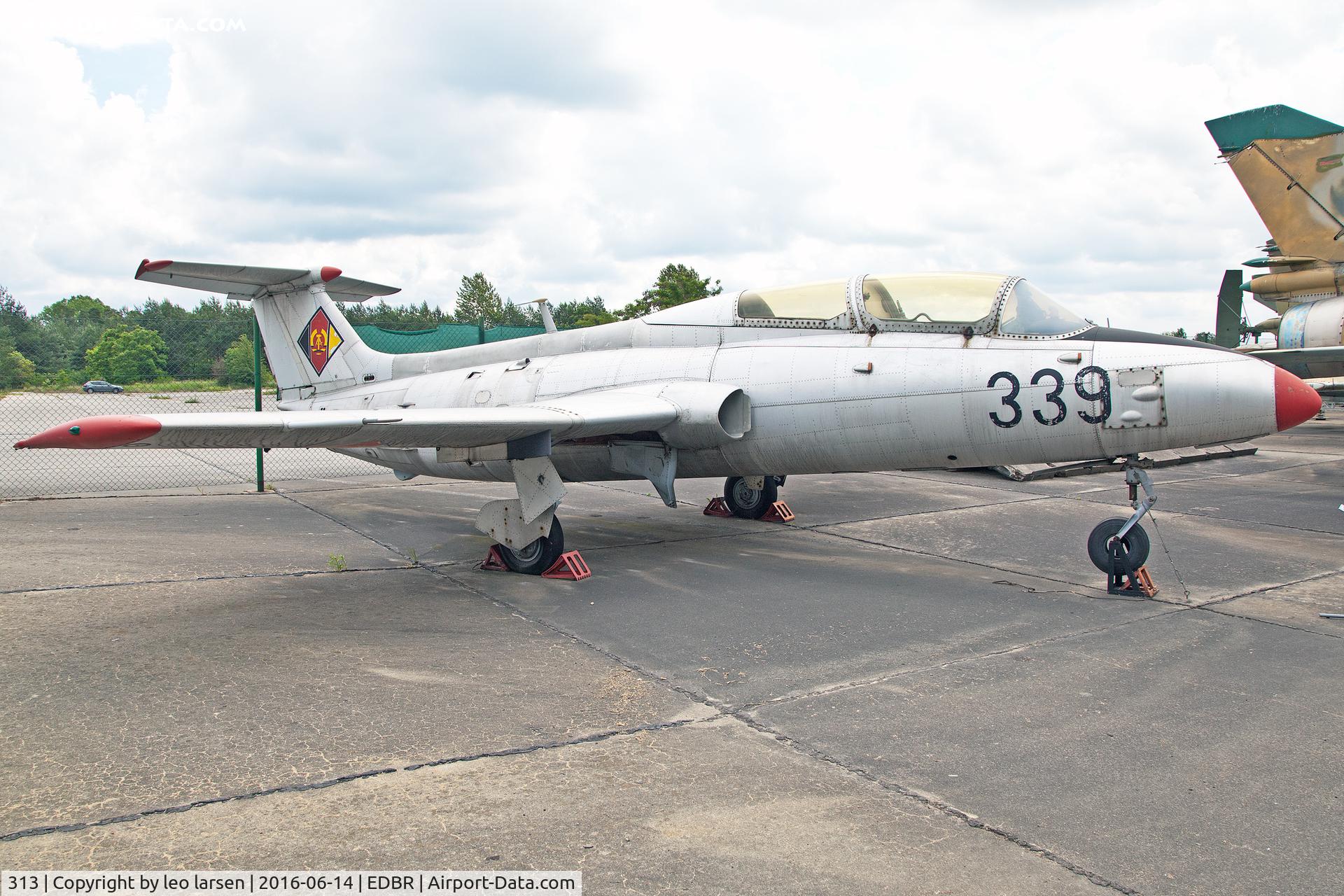 313, 1966 Aero L-29 Delfin C/N 692054, Rothenburg 14.6.2016