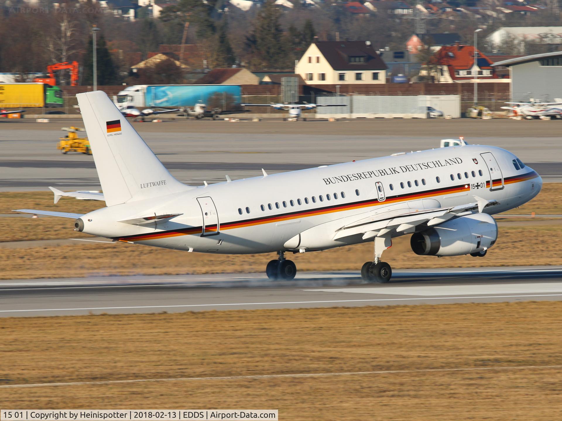 15 01, 2009 Airbus ACJ319 (A319-133/CJ) C/N 3897, 15+01 at Stuttgart Airport.