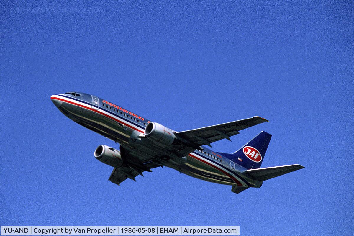 YU-AND, 1985 Boeing 737-3H9 C/N 23329/1134, JAT Boeing 737-3H9 taking off from Schiphol airport, the Netherlands, 1986