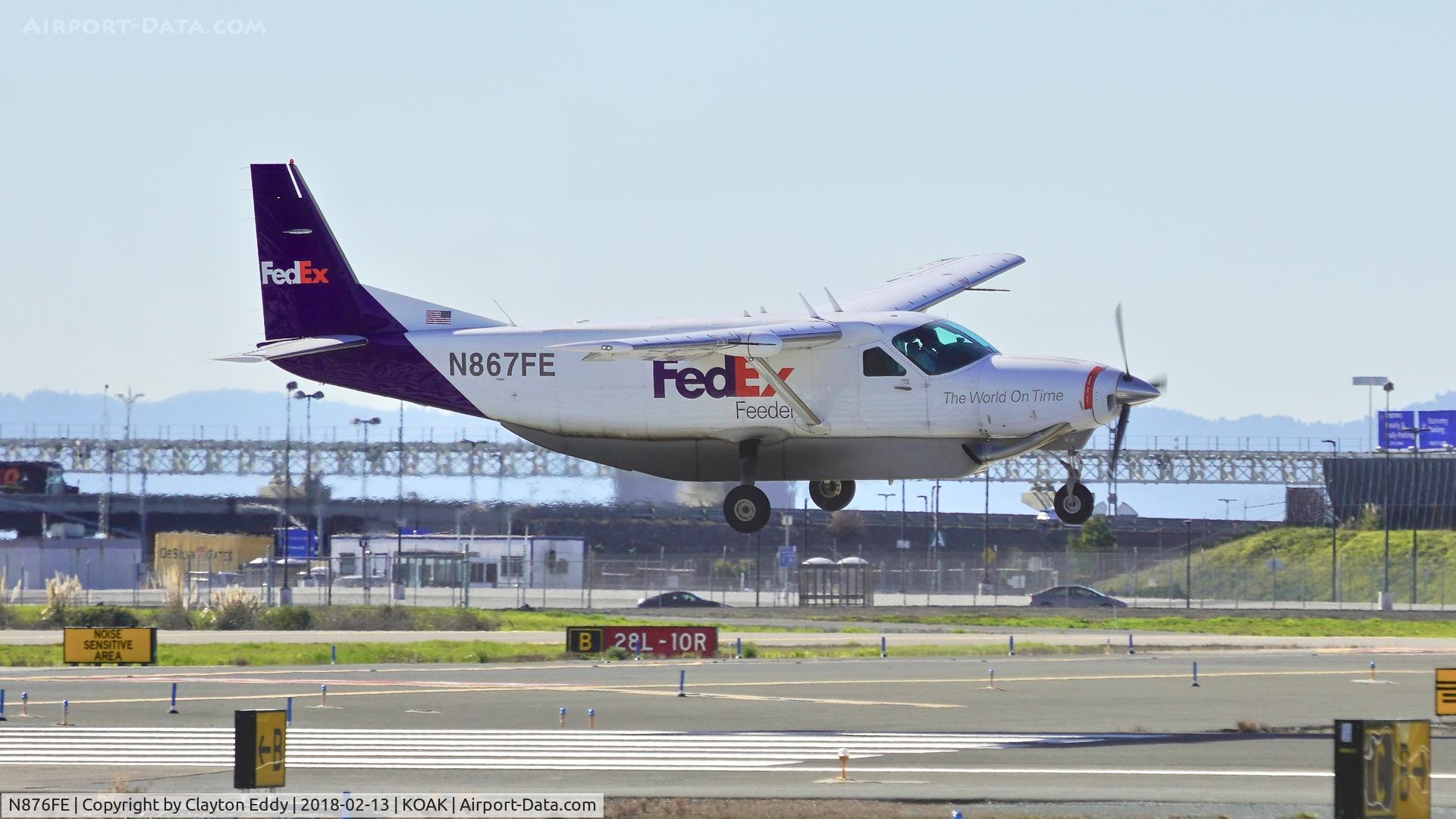 N876FE, 1990 Cessna 208B Super Cargomaster C/N 208B0207, Oakland Airport North Field 2018.