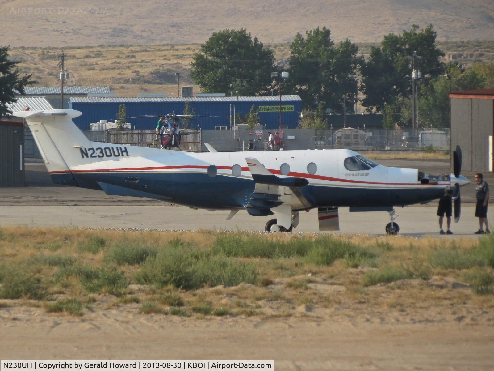 N230UH, 1998 Pilatus PC-12/45 C/N 230, Getting ready to do an engine run up.