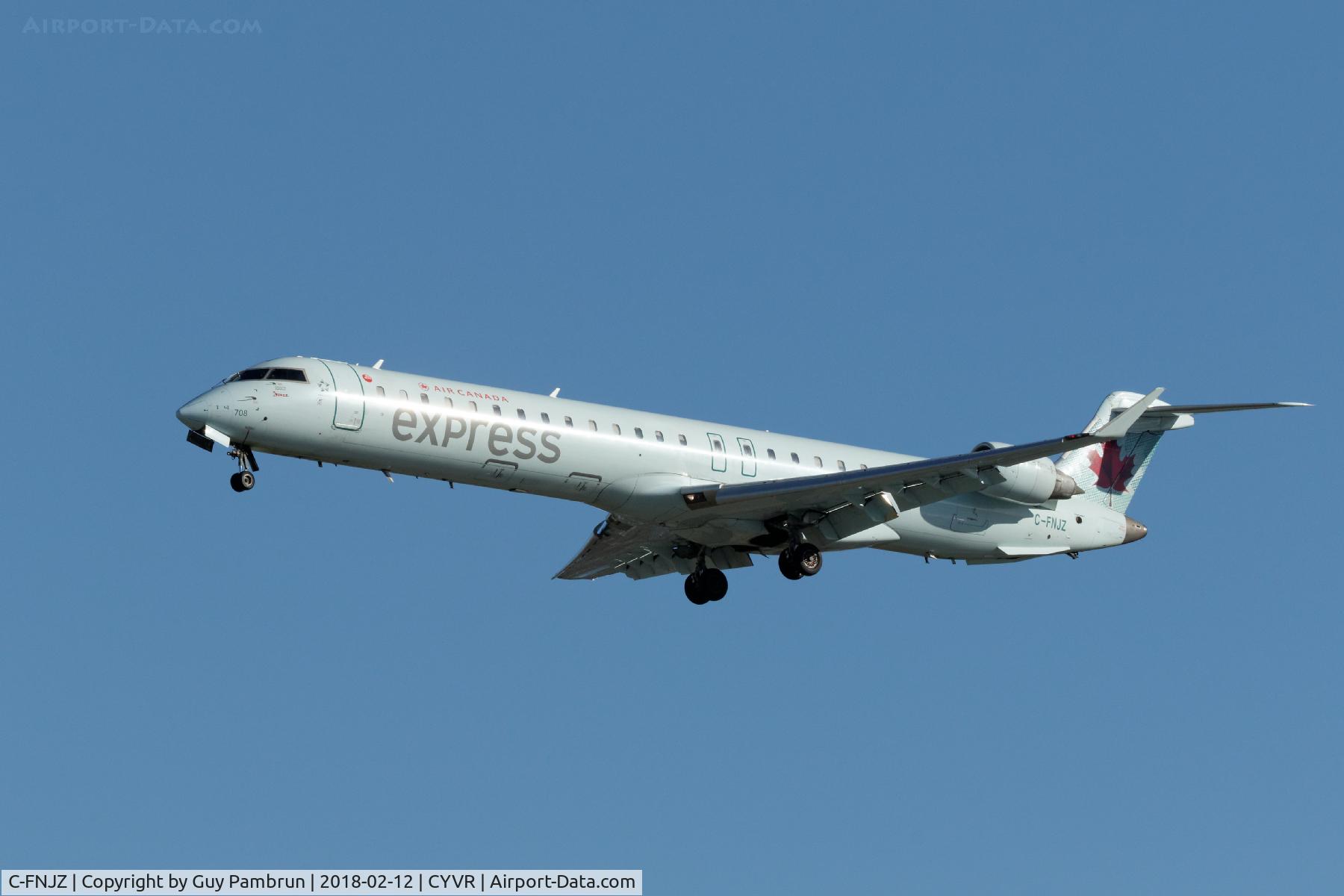 C-FNJZ, 2005 Canadair CRJ-705ER (CL-600-2D15) Regional Jet C/N 15046, Landing