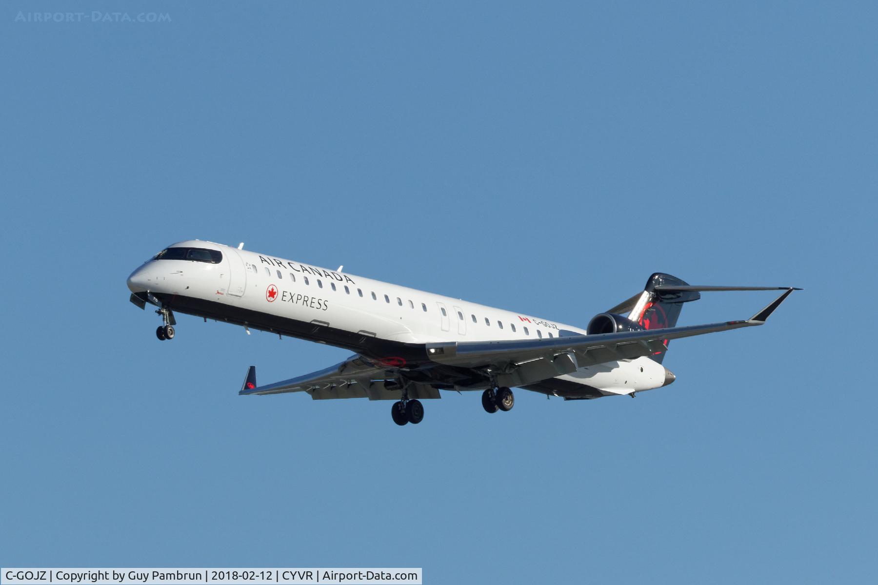 C-GOJZ, 2005 Canadair CRJ-705ER (CL-600-2D15) Regional Jet C/N 15053, Landing