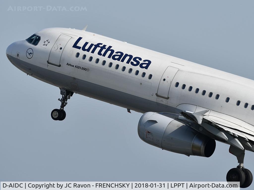 D-AIDC, 2010 Airbus A321-231 C/N 4560, Lufthansa take off runway 03