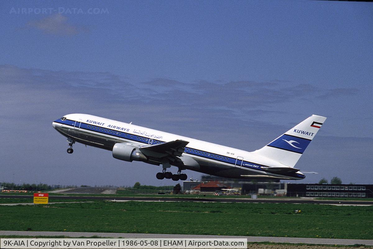 9K-AIA, 1986 Boeing 767-269 C/N 23280, Kuwait Airways Boeing 767-269ER taking off from Schiphol airport, the Netherlands, 1986