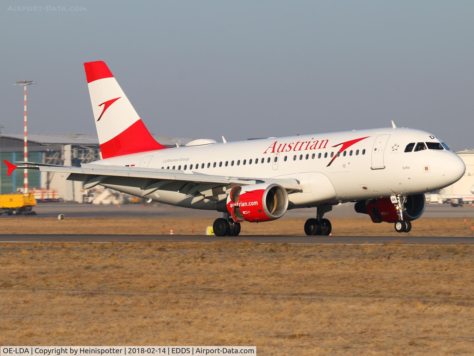 OE-LDA, 2004 Airbus A319-112 C/N 2131, OE-LDA at Stuttgart Airport.