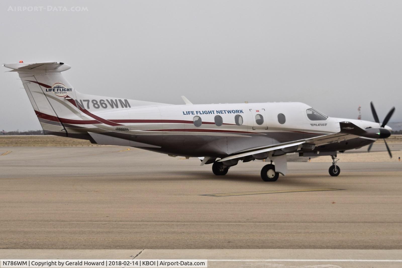 N786WM, 2007 Pilatus PC-12/47 C/N 786, Taxiing on the south GA ramp.