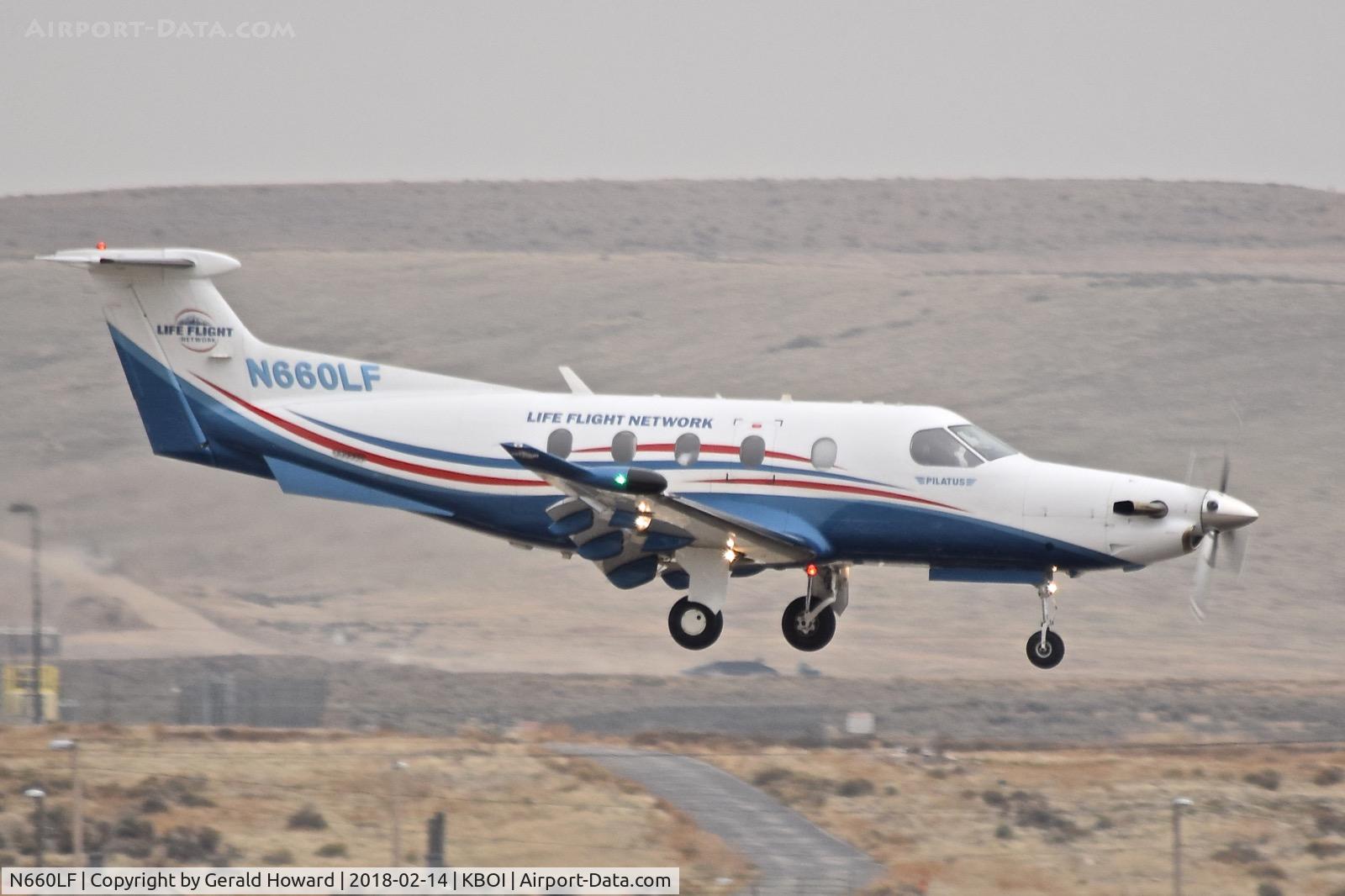 N660LF, 2012 Pilatus PC-12/47E C/N 1347, Landing RWY 28L.