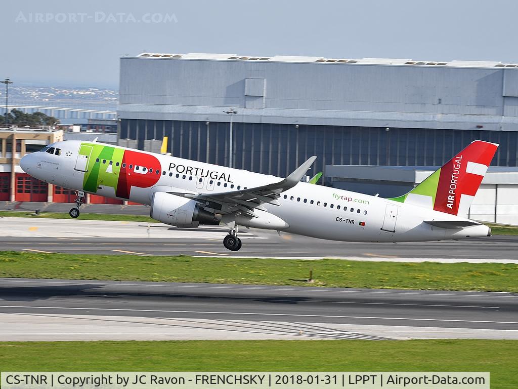 CS-TNR, 2009 Airbus A320-214 C/N 3883, 