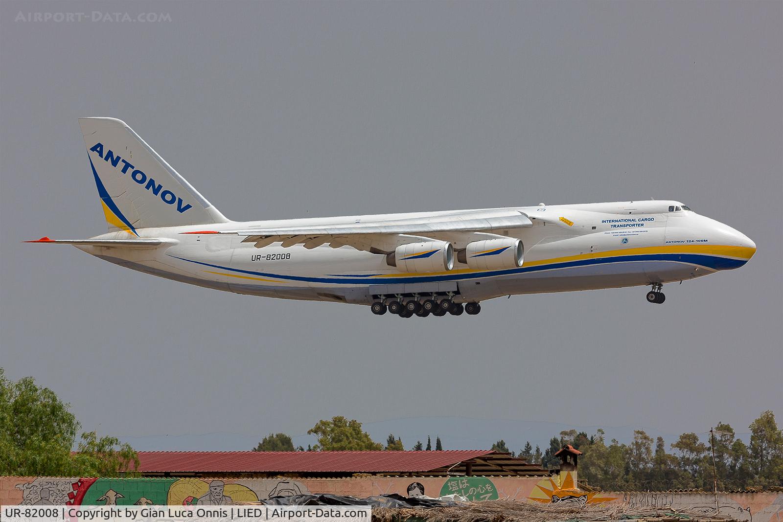 UR-82008, 1986 Antonov An-124-100M Ruslan C/N 19530501006, LANDING
