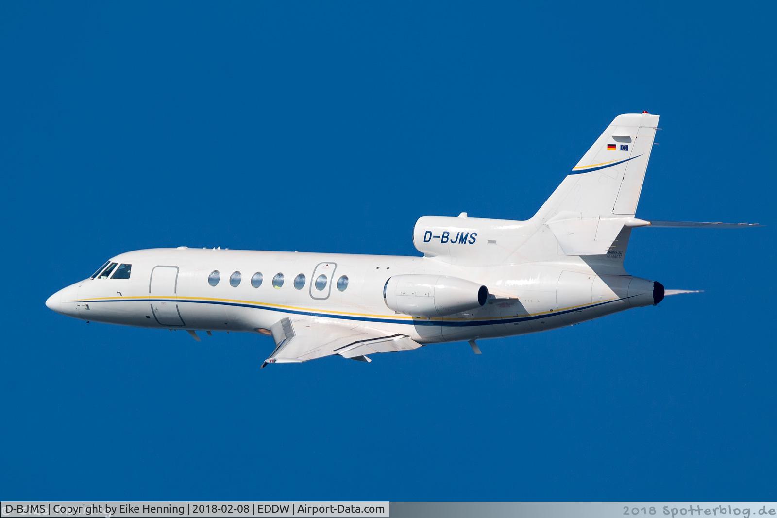 D-BJMS, 2006 Dassault Falcon 50EX C/N 347, D-BJMS just after Take-Off at Bremen Airport