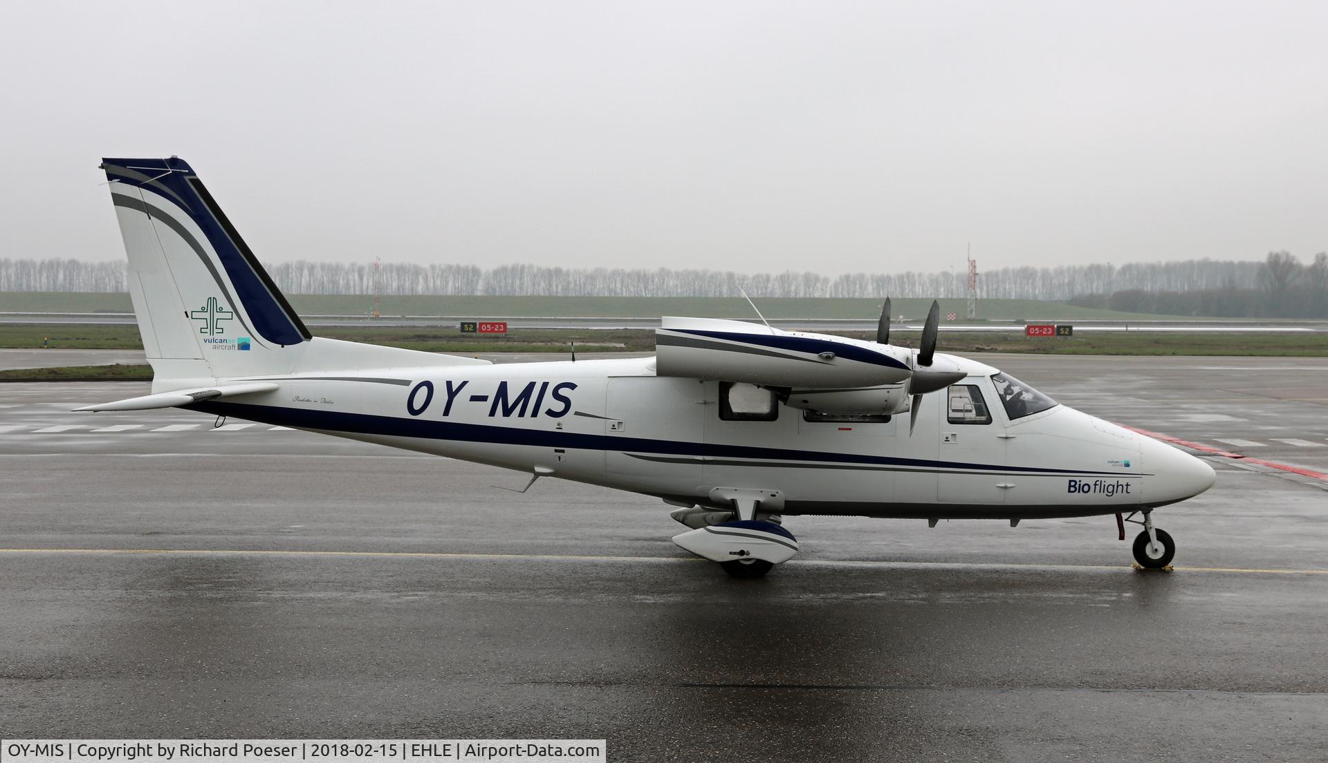 OY-MIS, Vulcanair P-68C C/N 500/C, EHLE, Lelystad