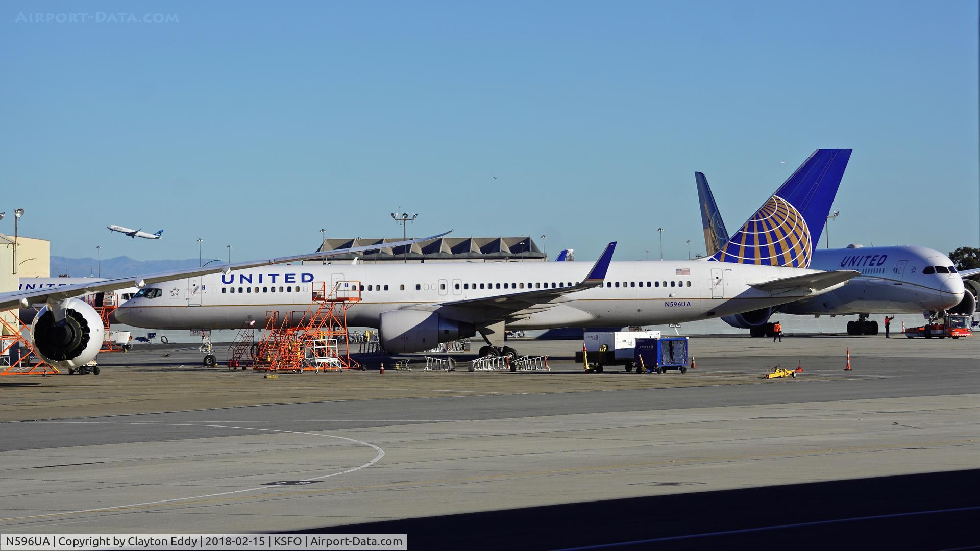 N596UA, 1998 Boeing 757-222 C/N 28749, SFO 2018.