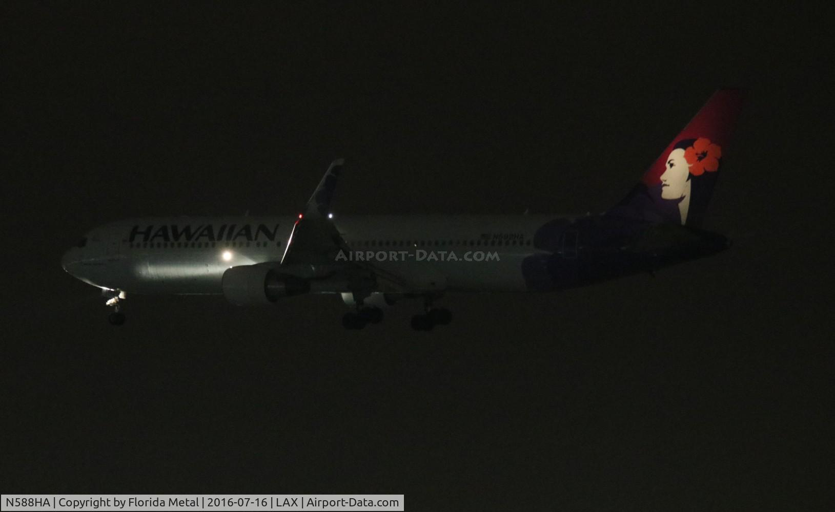 N588HA, 2002 Boeing 767-3CB/ER C/N 33466, Hawaiian