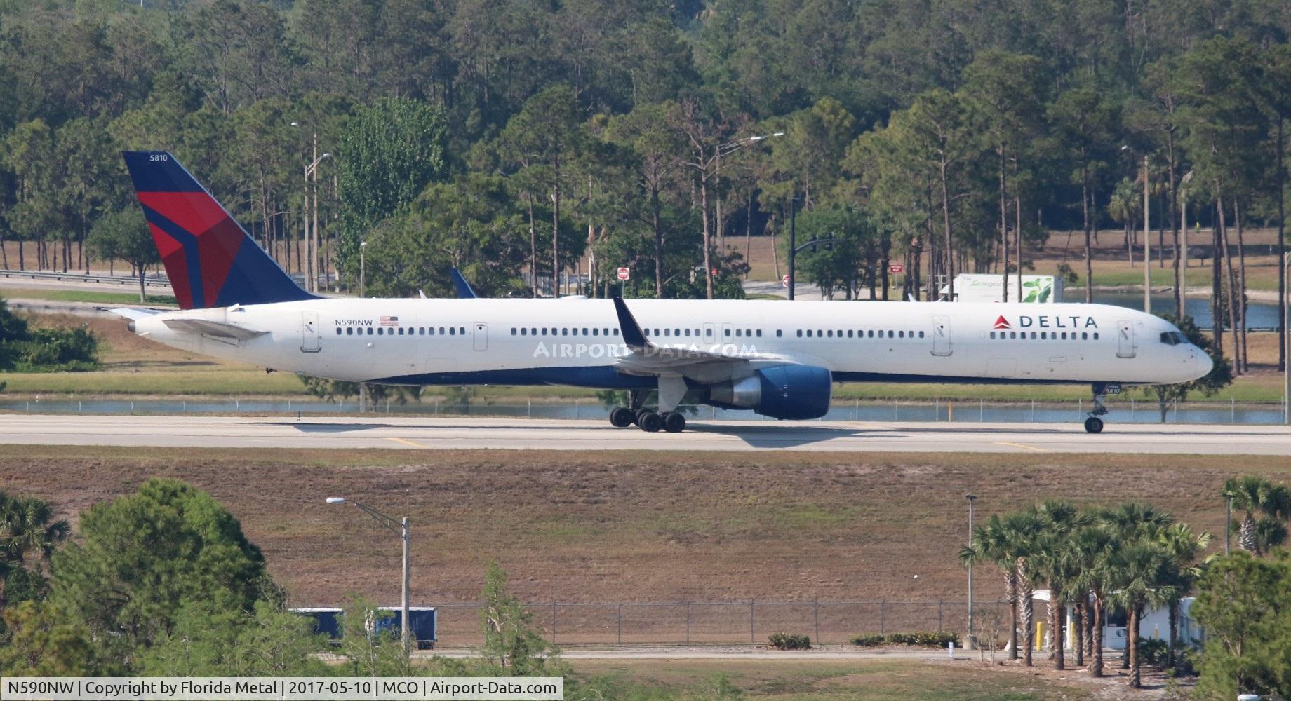 N590NW, 2003 Boeing 757-351 C/N 32990, Delta