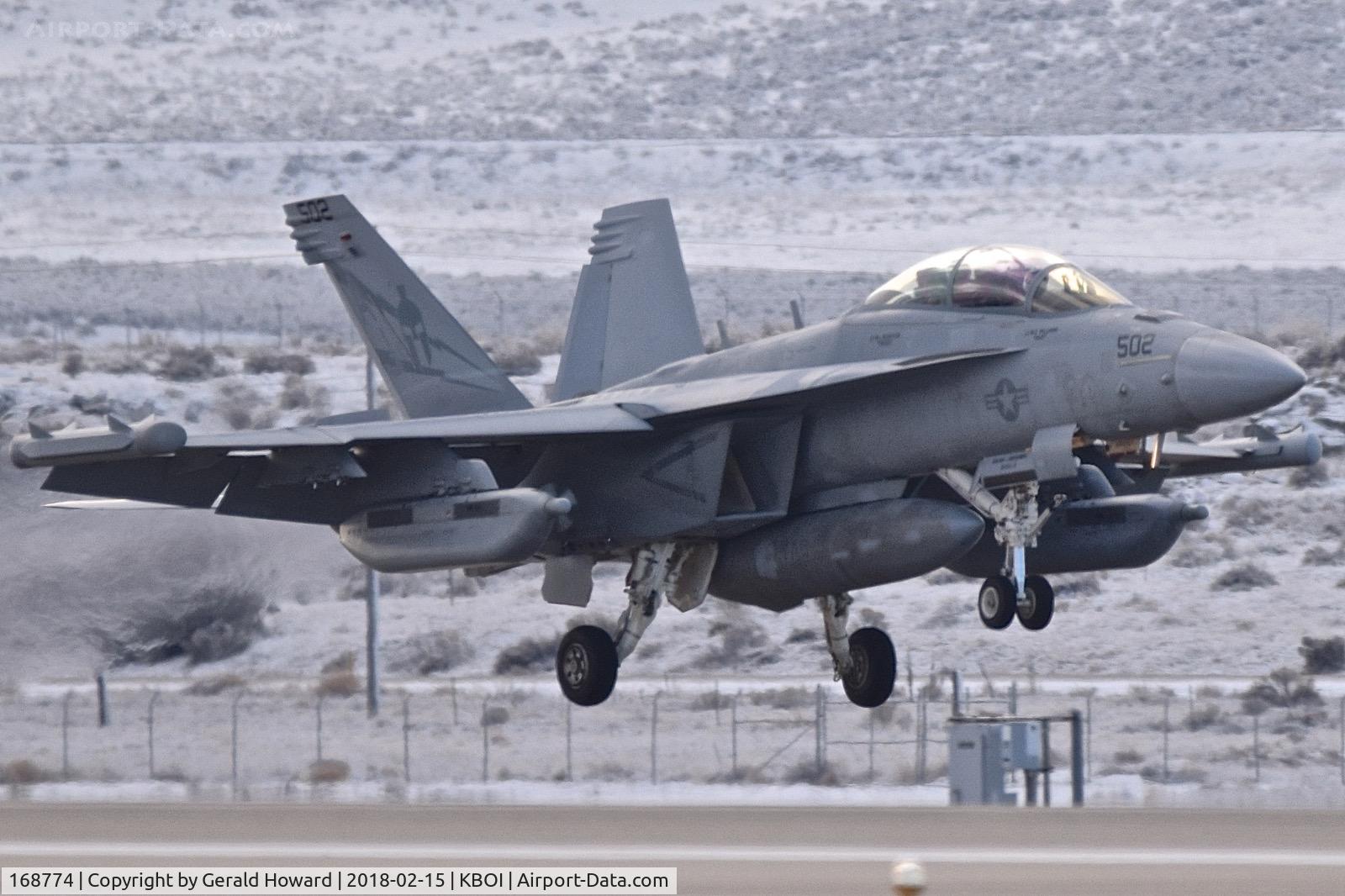 168774, Boeing EA-18G Growler C/N G-88, Landing RWY 28L.  VAQ-131 “Lancers”, CVN-77	USS George H.W. Bush.